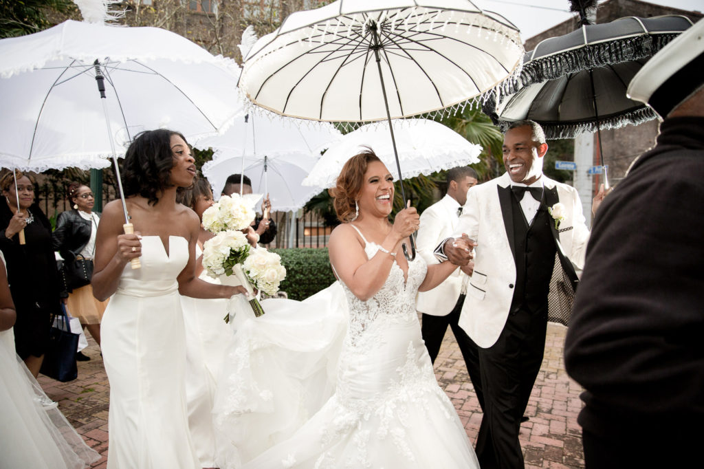 destination wedding, new orleans, bride, groom, love