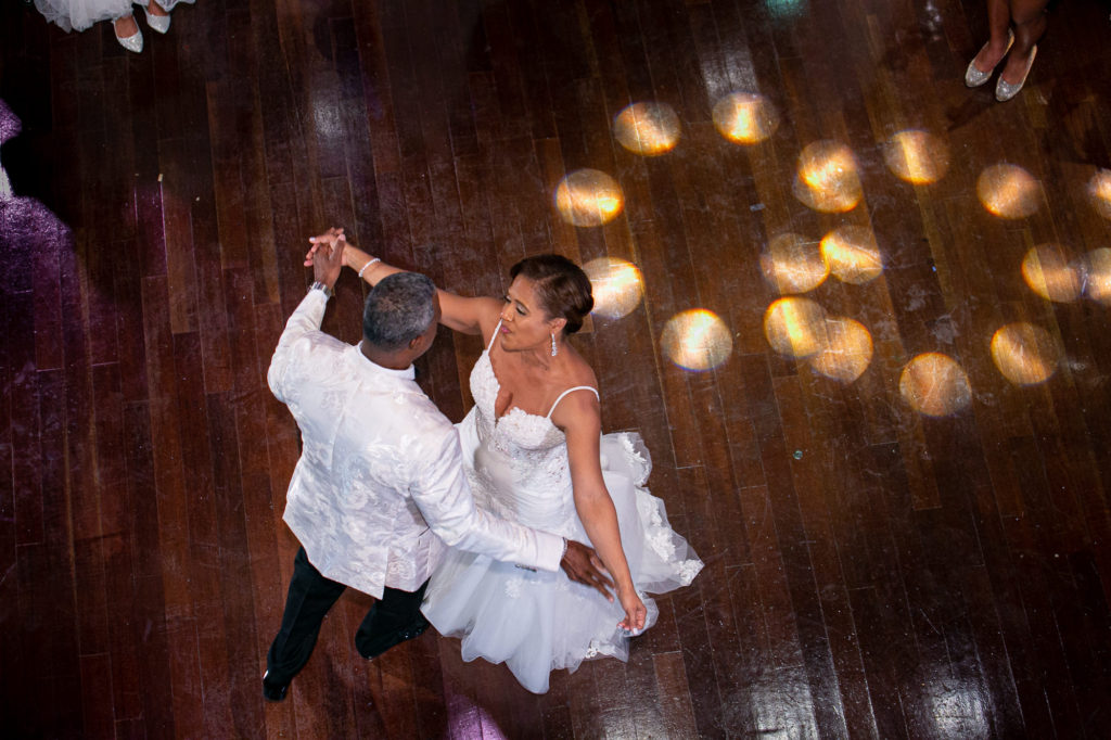 destination wedding, new orleans, bride, groom, love